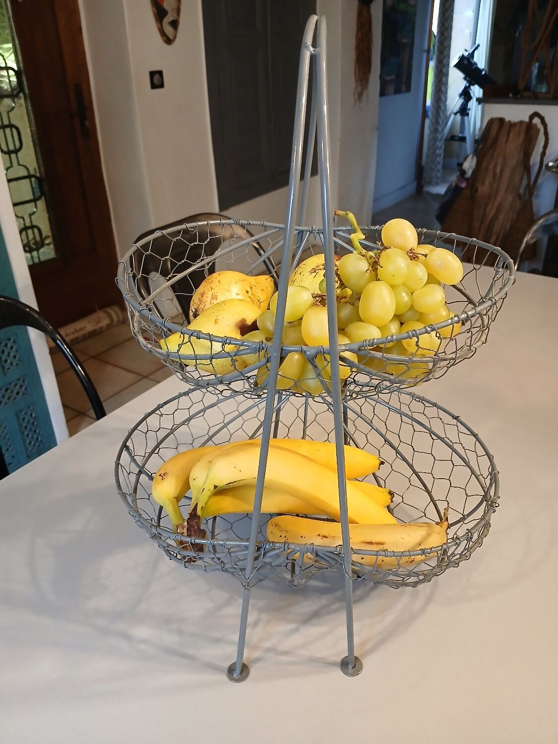 Metal fruit basket/basket