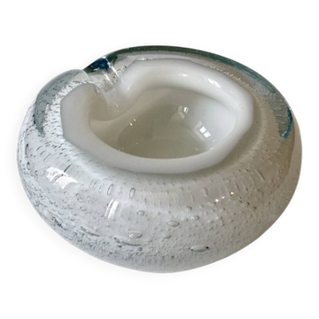 Cendrier en mélange de verre bullé et verre opaque, style Murano