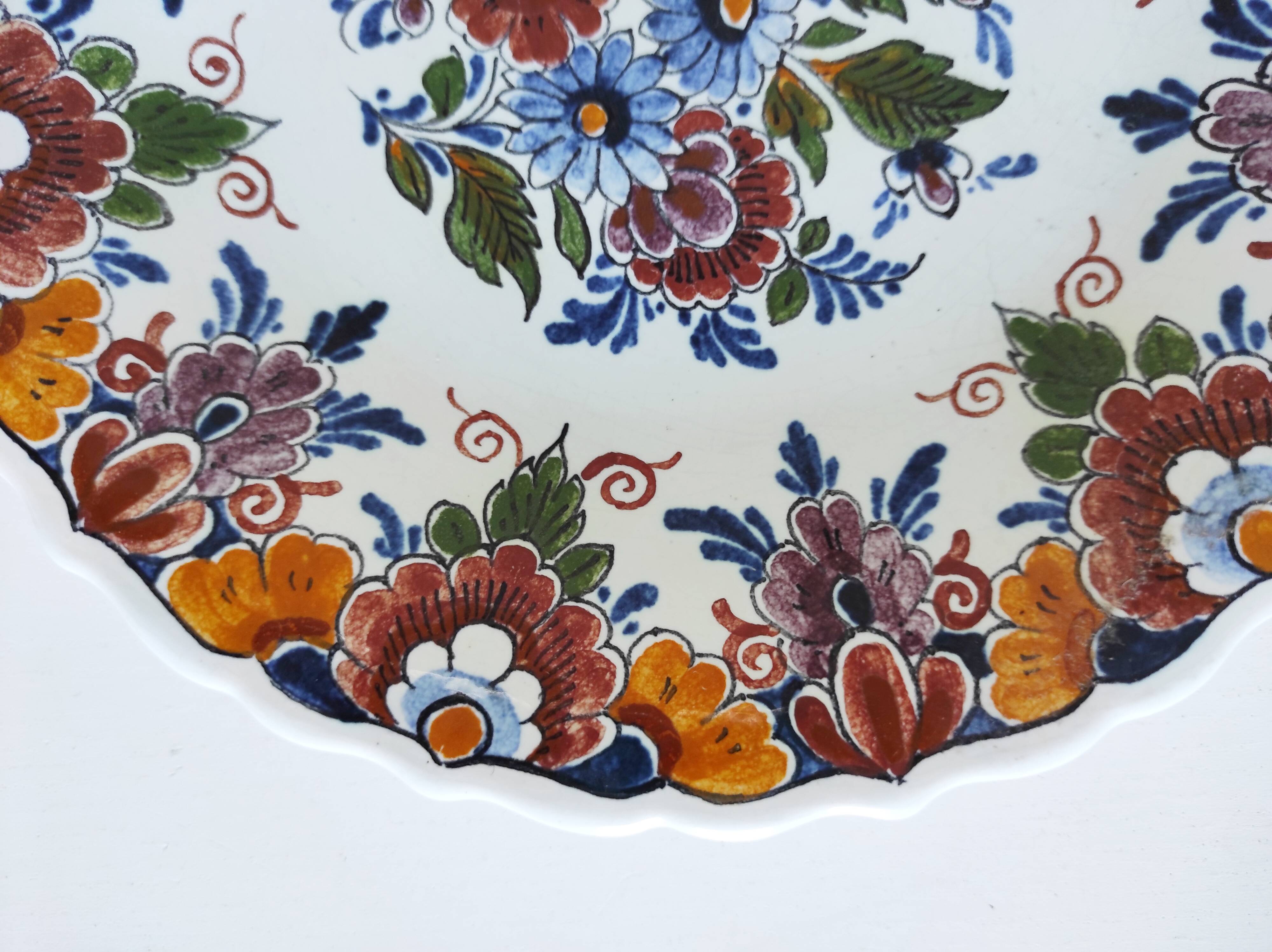 Pair of Oud Delft plates