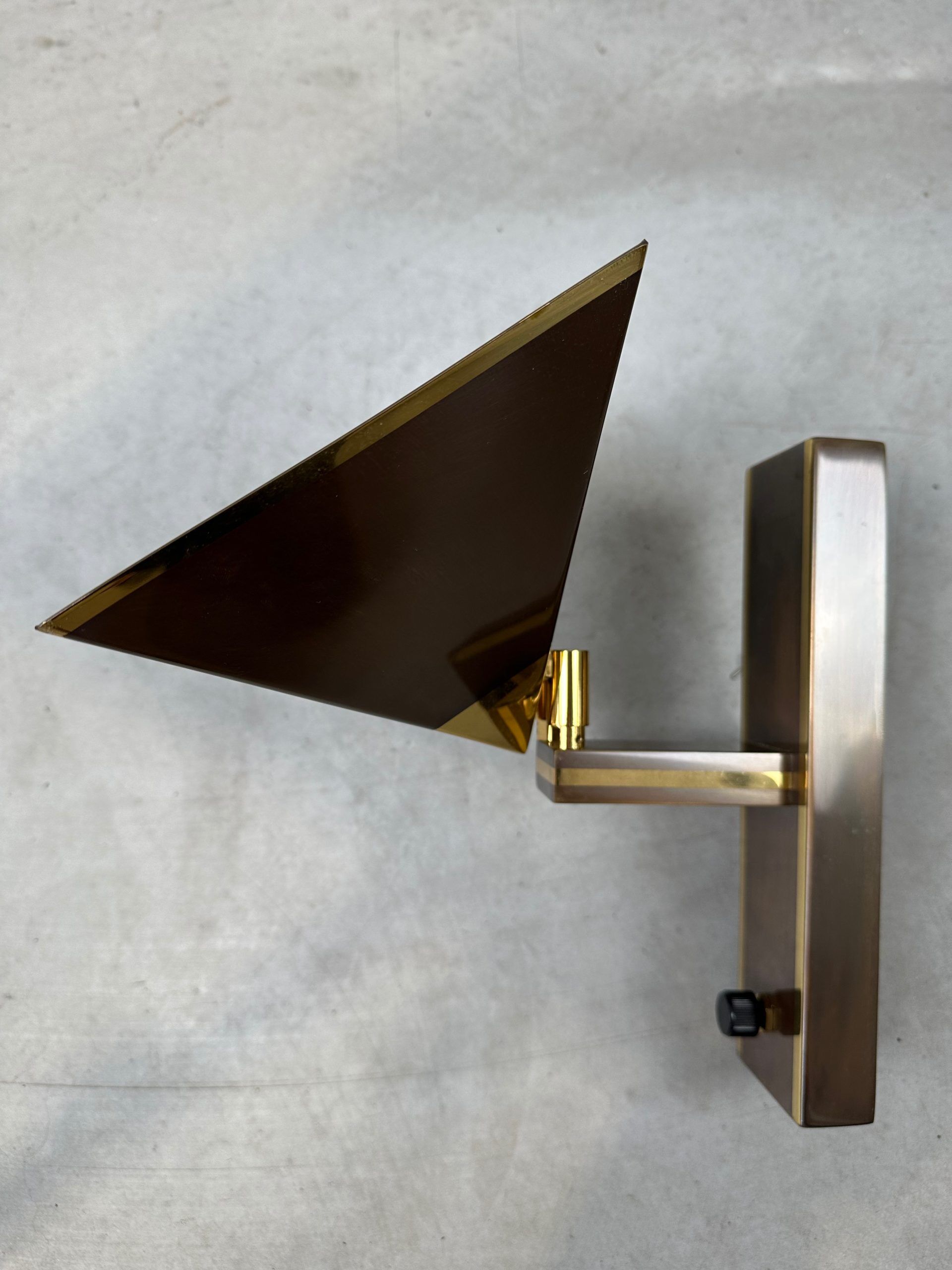 2x Vintage design bronze wall lamps