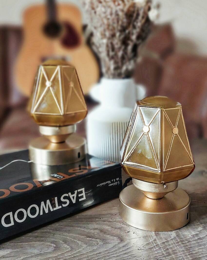 Vintage art deco lamp