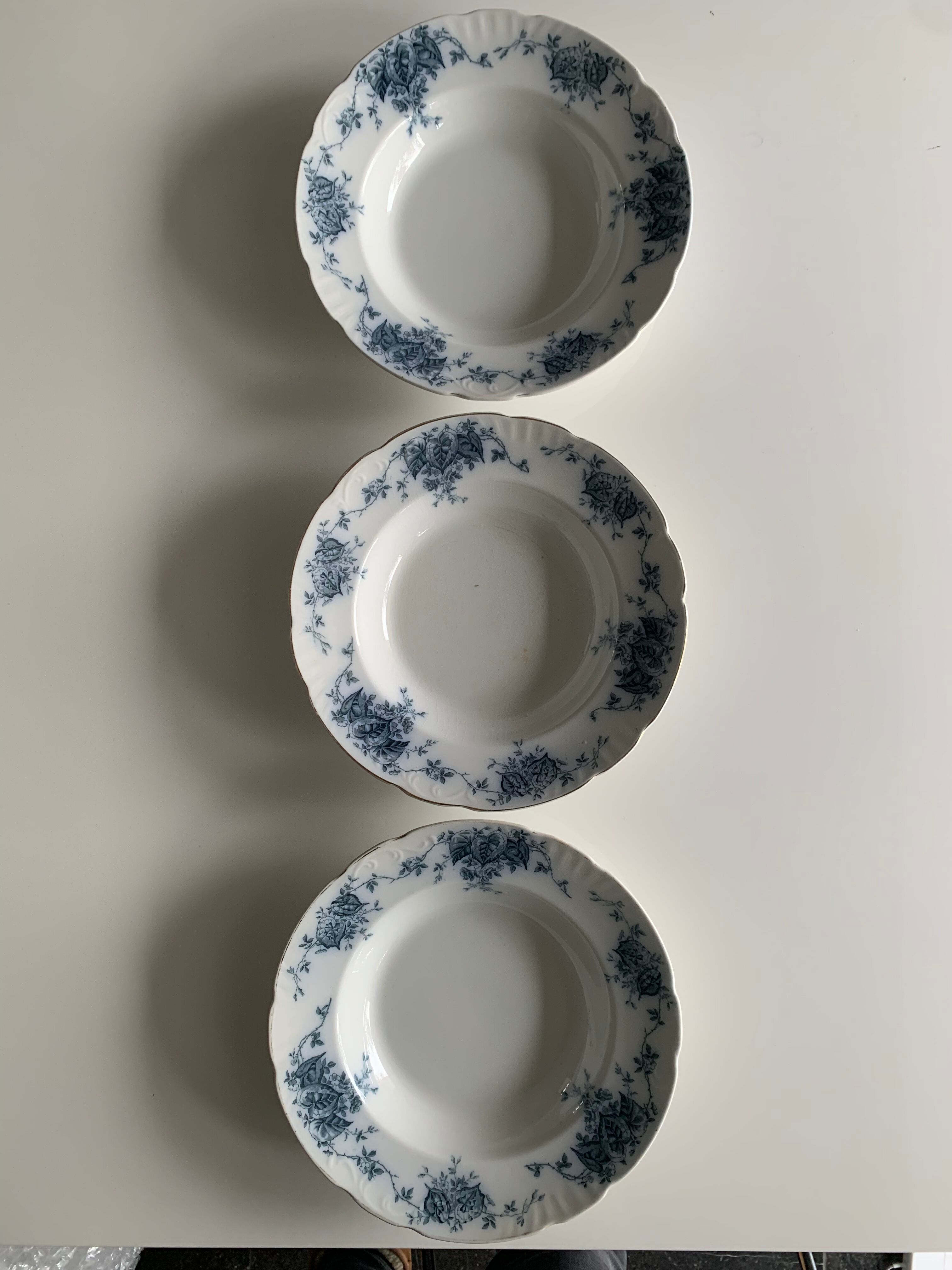 Set 3 hollow plates in English porcelain Johnson Bros