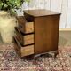 Commode anglaise en noyer des années 1950