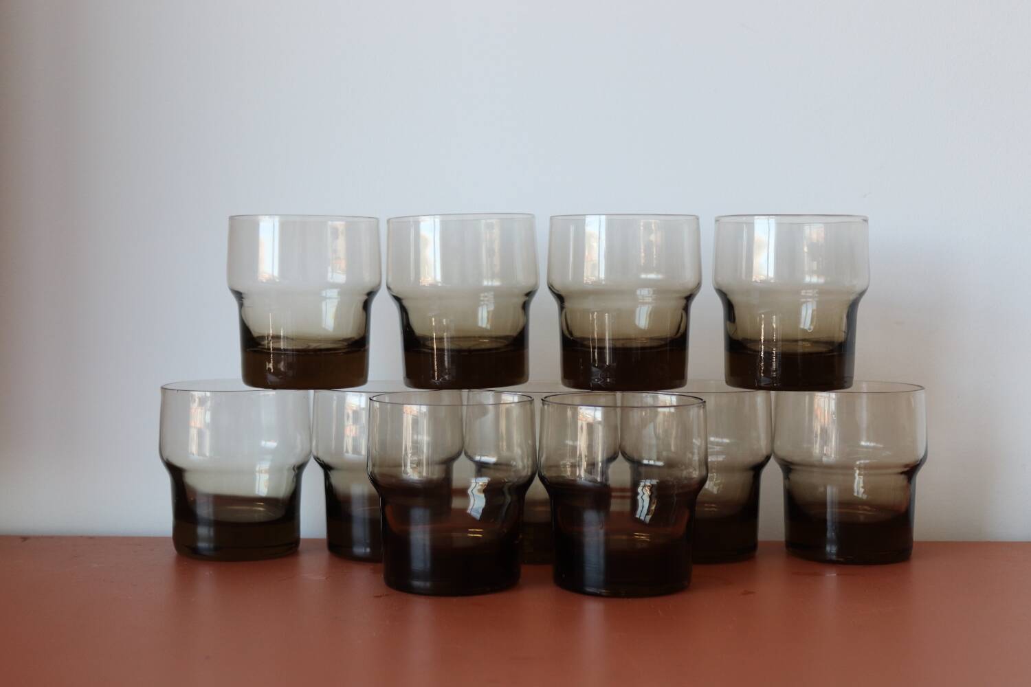 11 verres à eau vintage fumés mobil