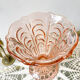 Vase vintage en verre rose style Art déco