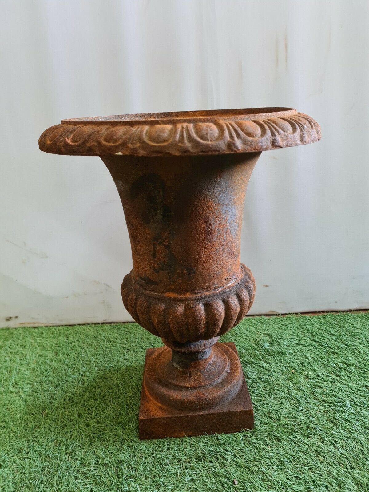 Medici cast iron pair