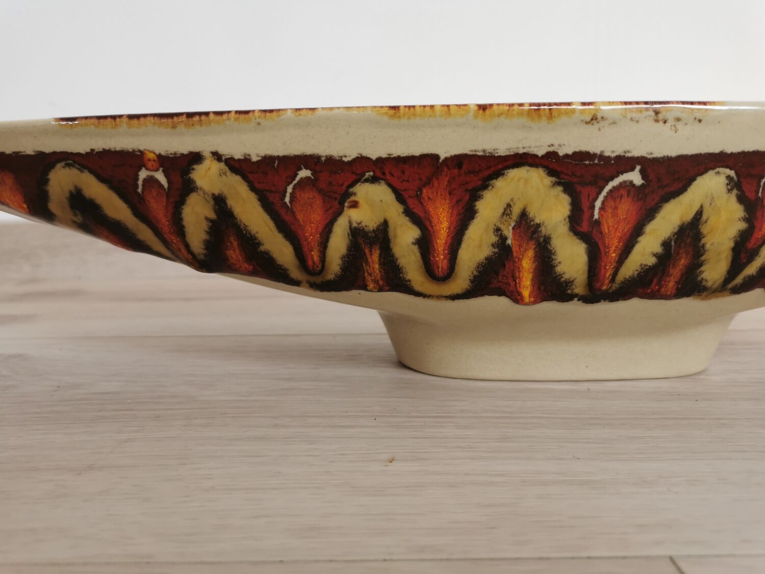 Long ceramic bowl, Saint Clément