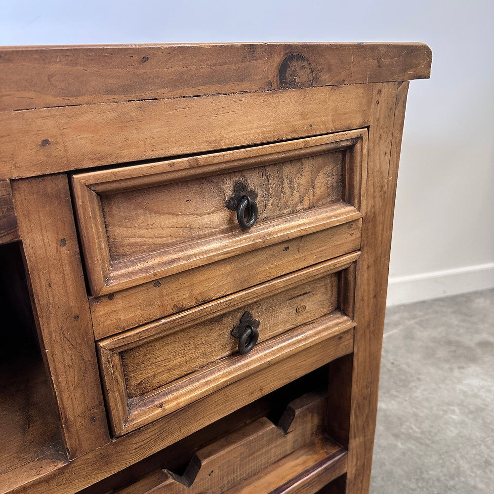 Rustic solid wood bar counter with 4 matching stools – wine rack & storage
