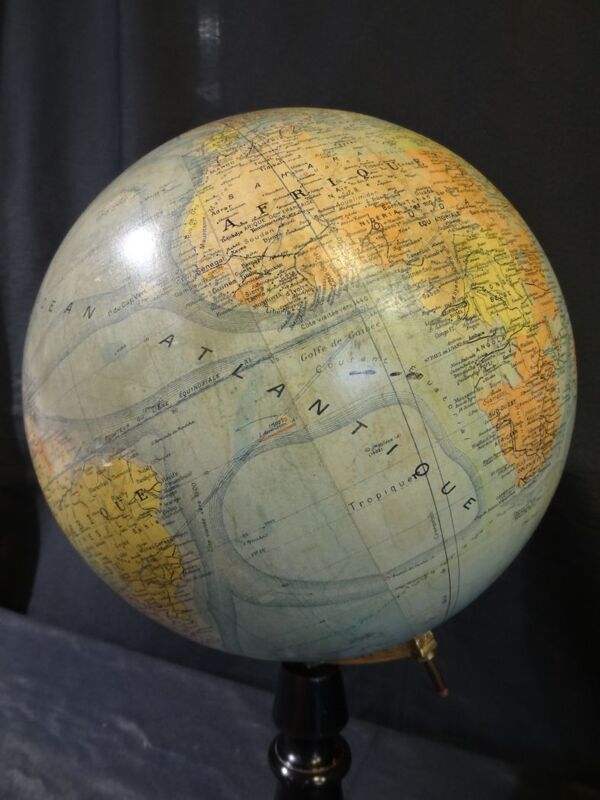 Globe terrestre Forest début XXème diamètre 37 cm