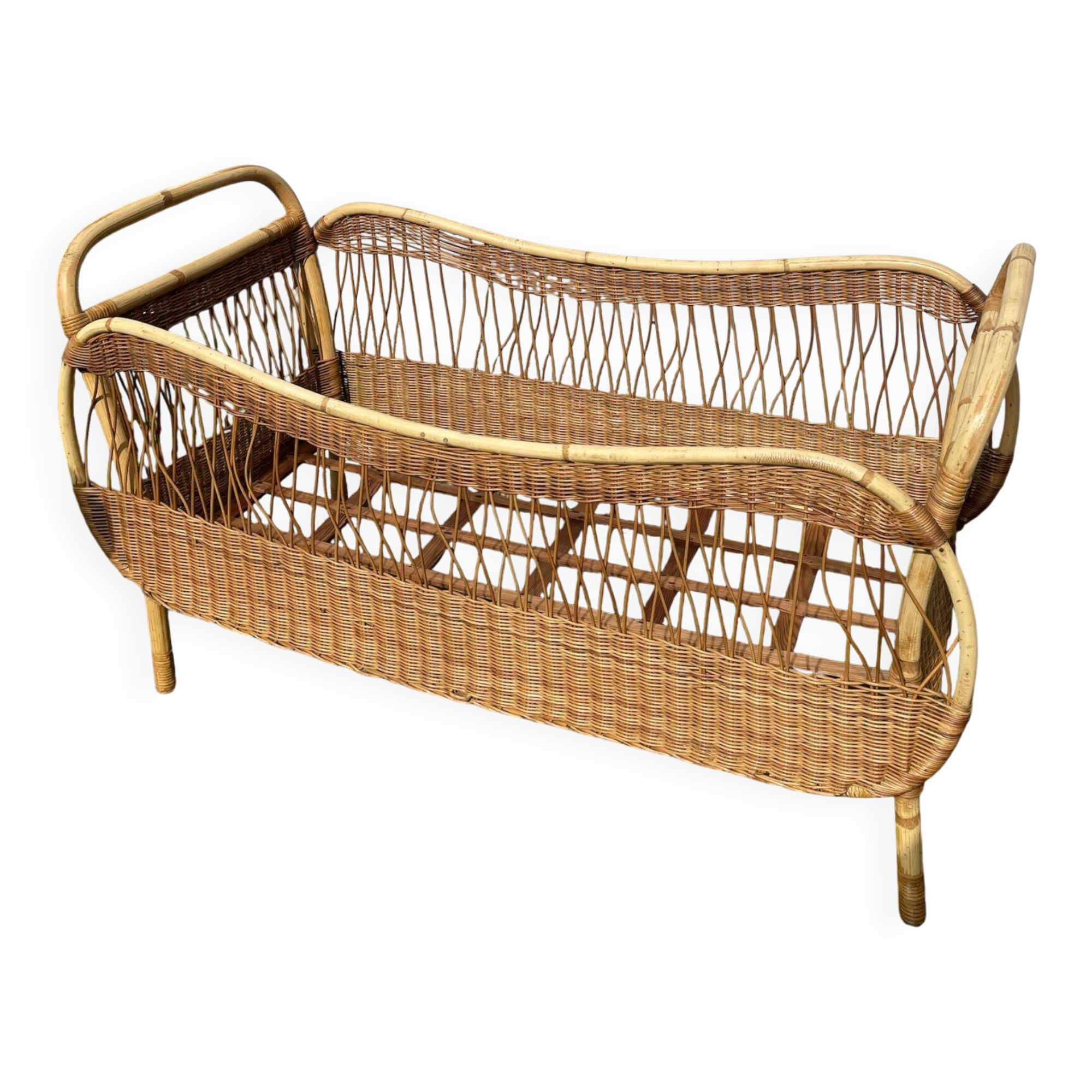 Rattan children's bed