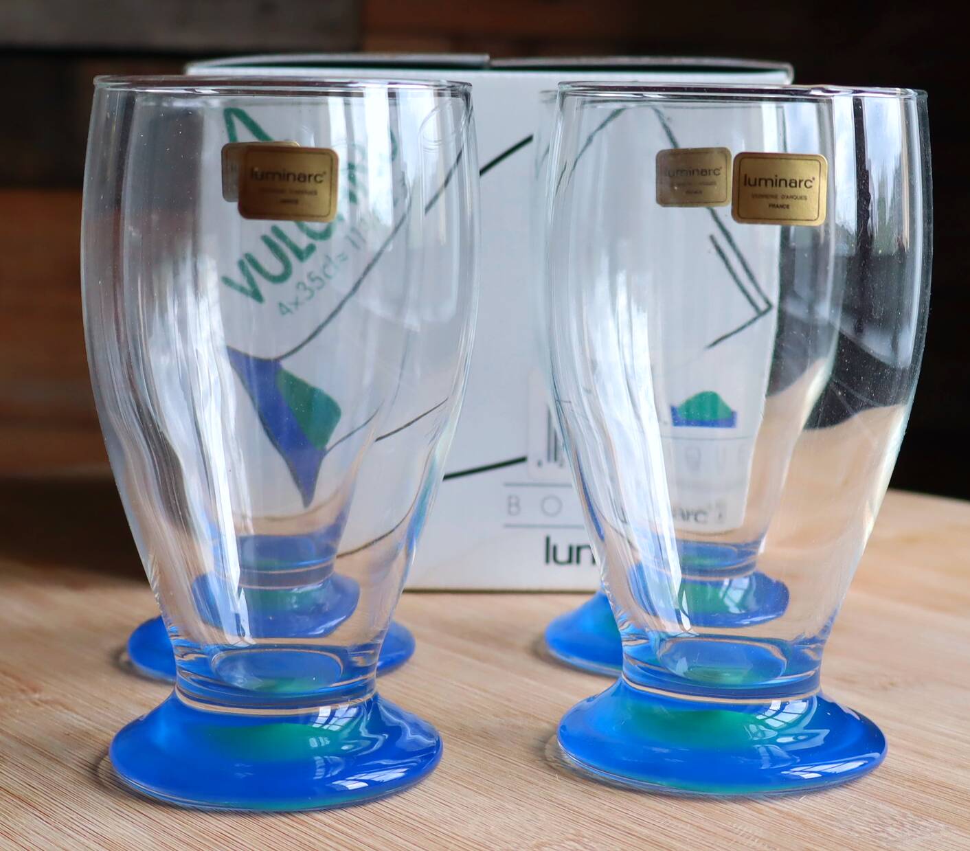 Set of 4 vintage blue and green Vulcano glasses in box – Luminarc France