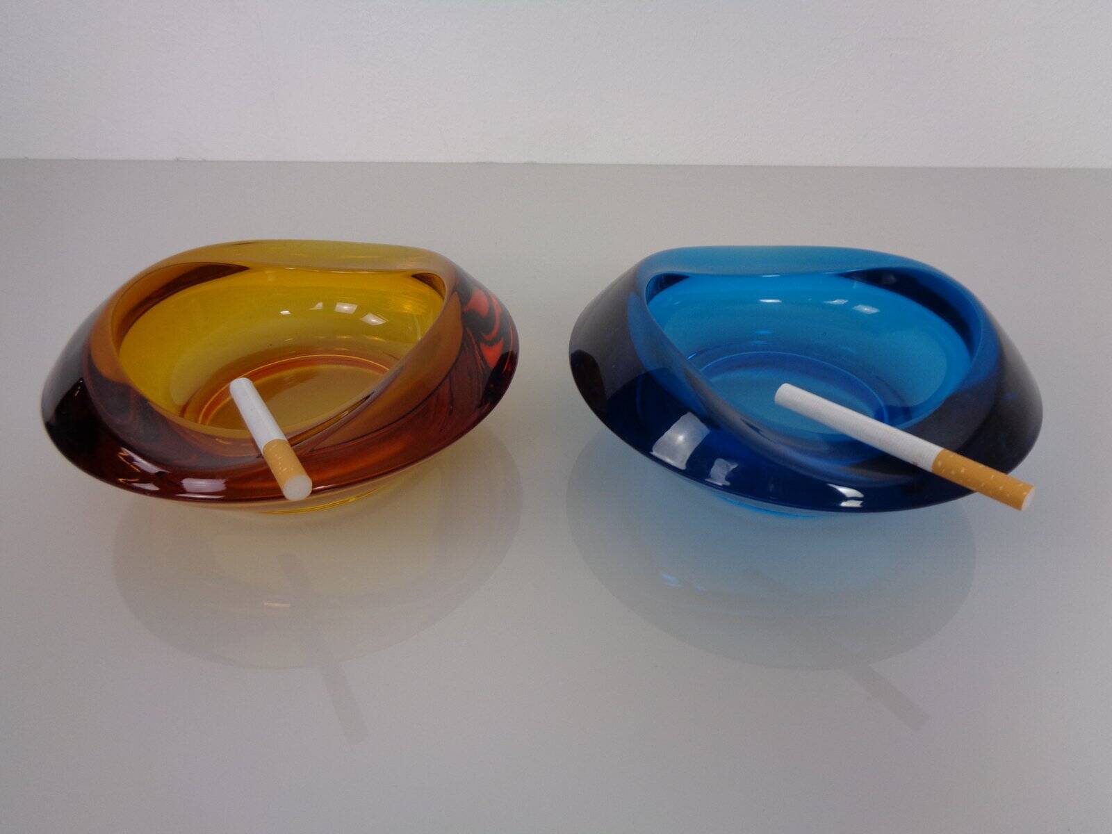 Amber and Blue Sklo Union Glass Ashtrays by Rudolf Jurnikl, Czechoslovakia, 1960s, Set of 2