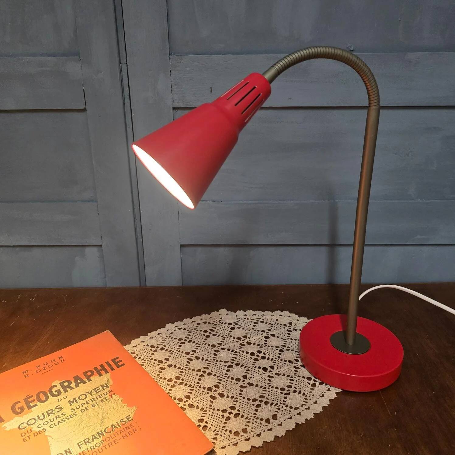 IKEA Kvart red desk lamp – Design by Hagberg, gooseneck - 2000s