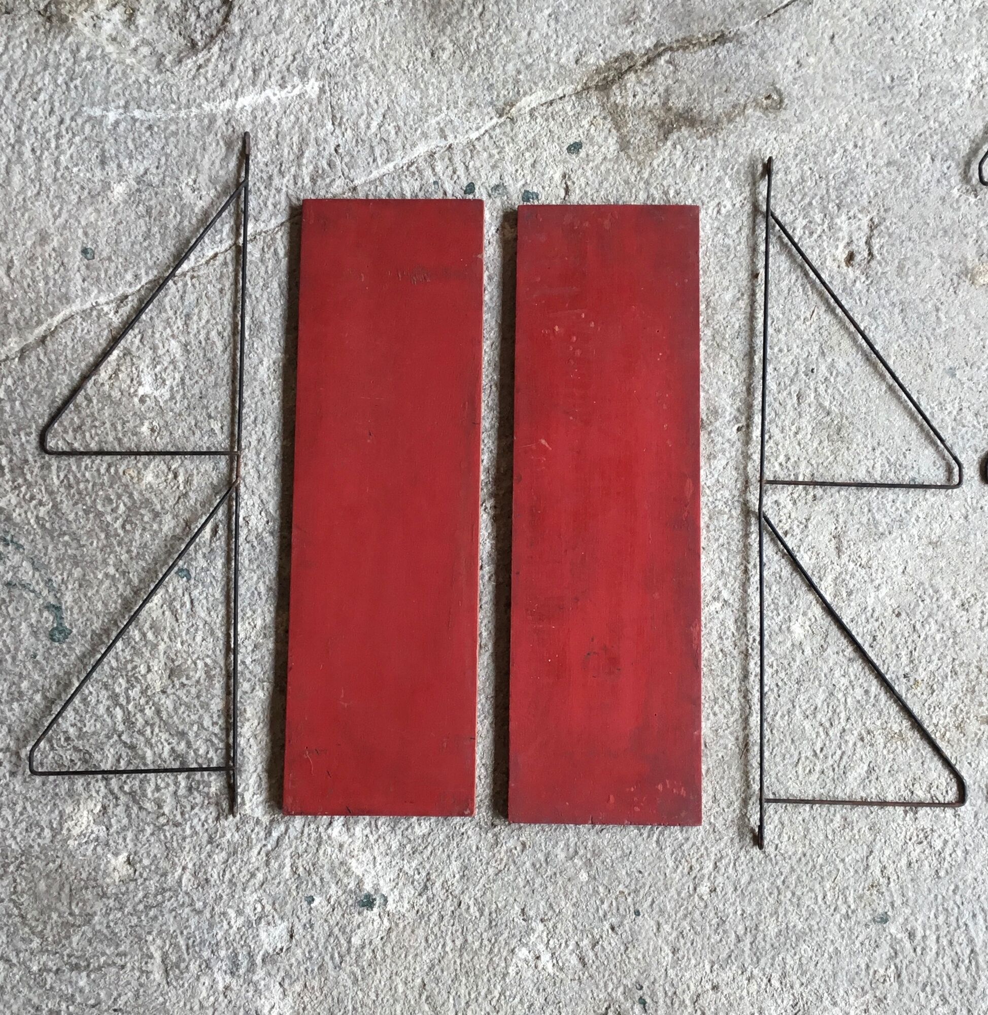 Set of 3 wall shelves thong with metal studs in pins - design 1950