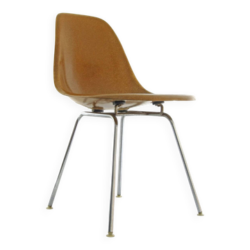 Chaise en fibre de verre DSX Charles & Ray Eames Herman Miller – Production Fehlbaum ’70