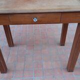 Dressing table or toilet table