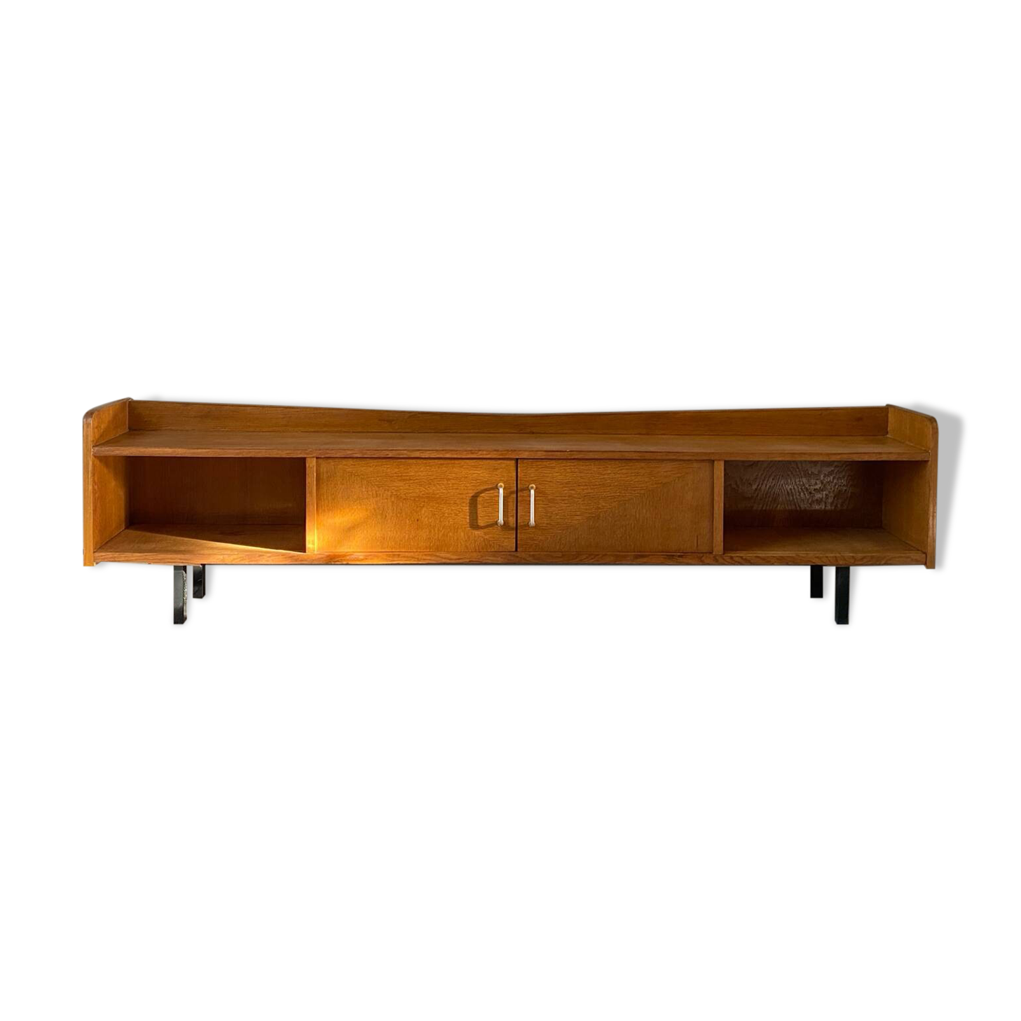 Vintage oak sideboard (shallow)