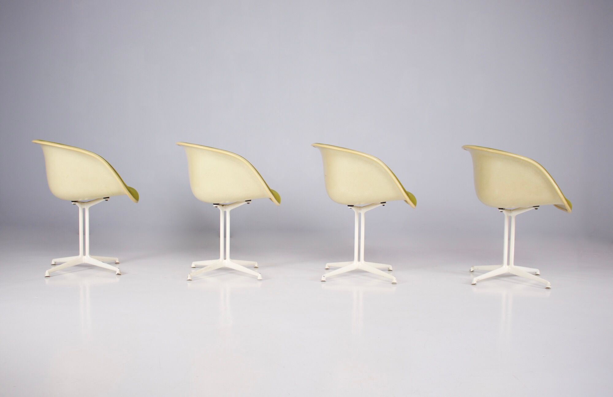 4 chairs "La Fonda" Eames & Herman Miller.