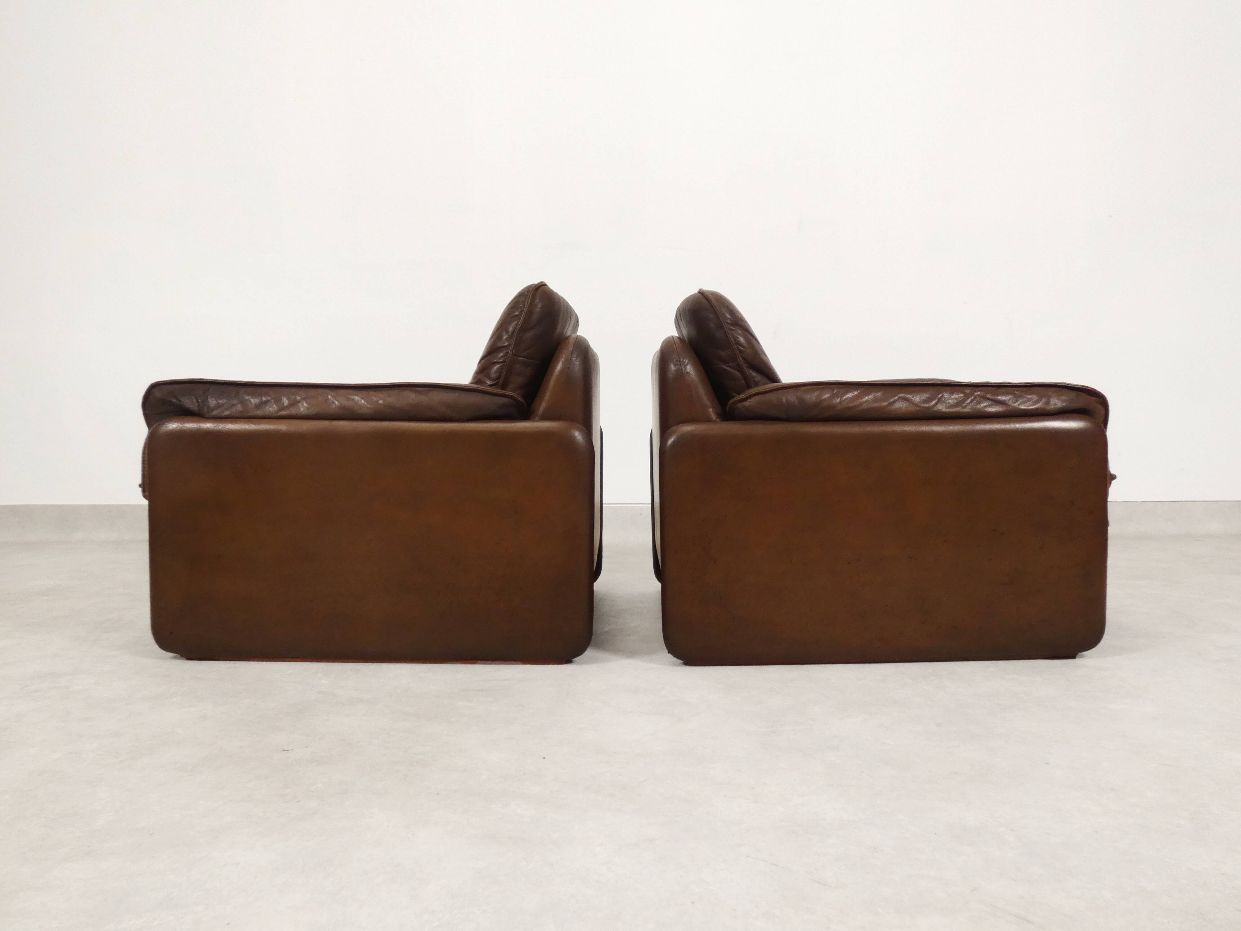 set of 2 De Sede DS61 fauteuils