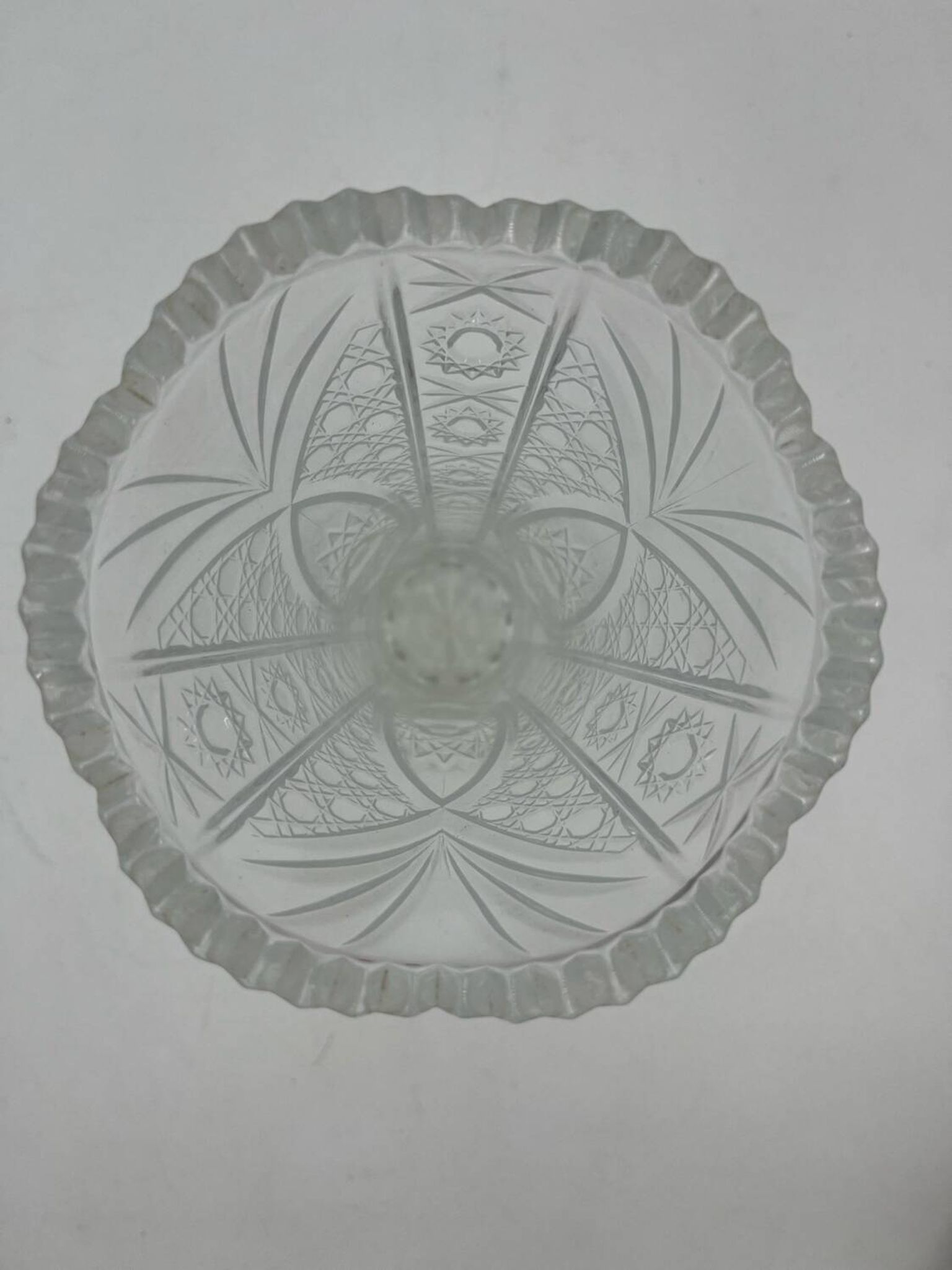 Grand vase Cristal de Bohème taillé