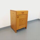 selected by Charlotte Perriand Les Arcs vintage pine storage unit from the 60s and 70s
