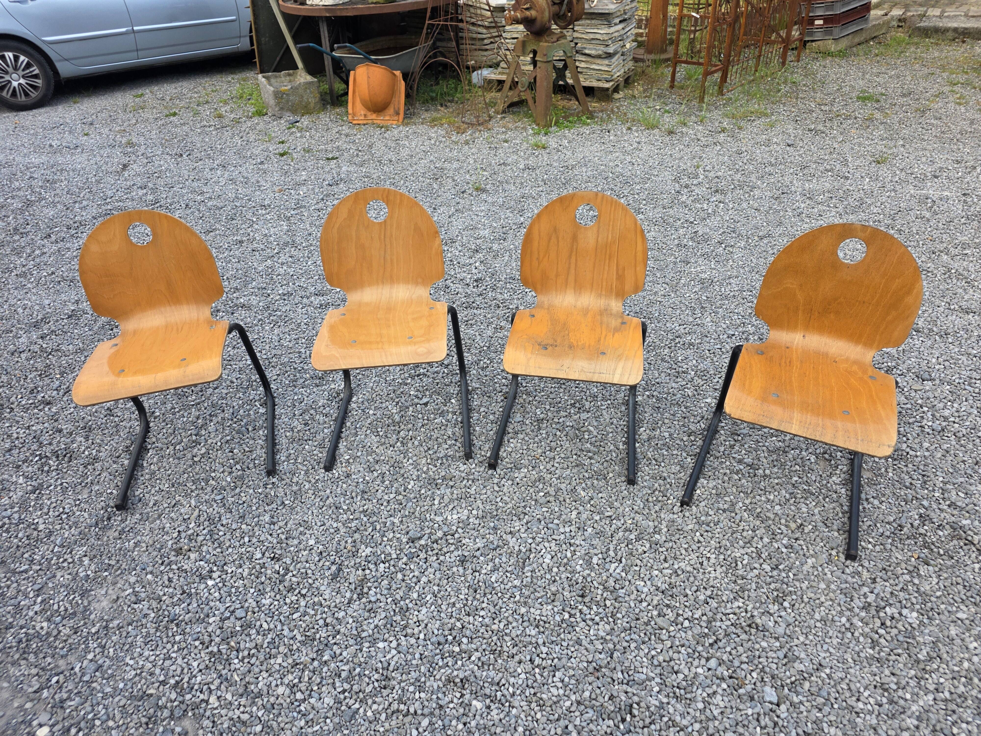 4 chaises d'école vintage des années 70