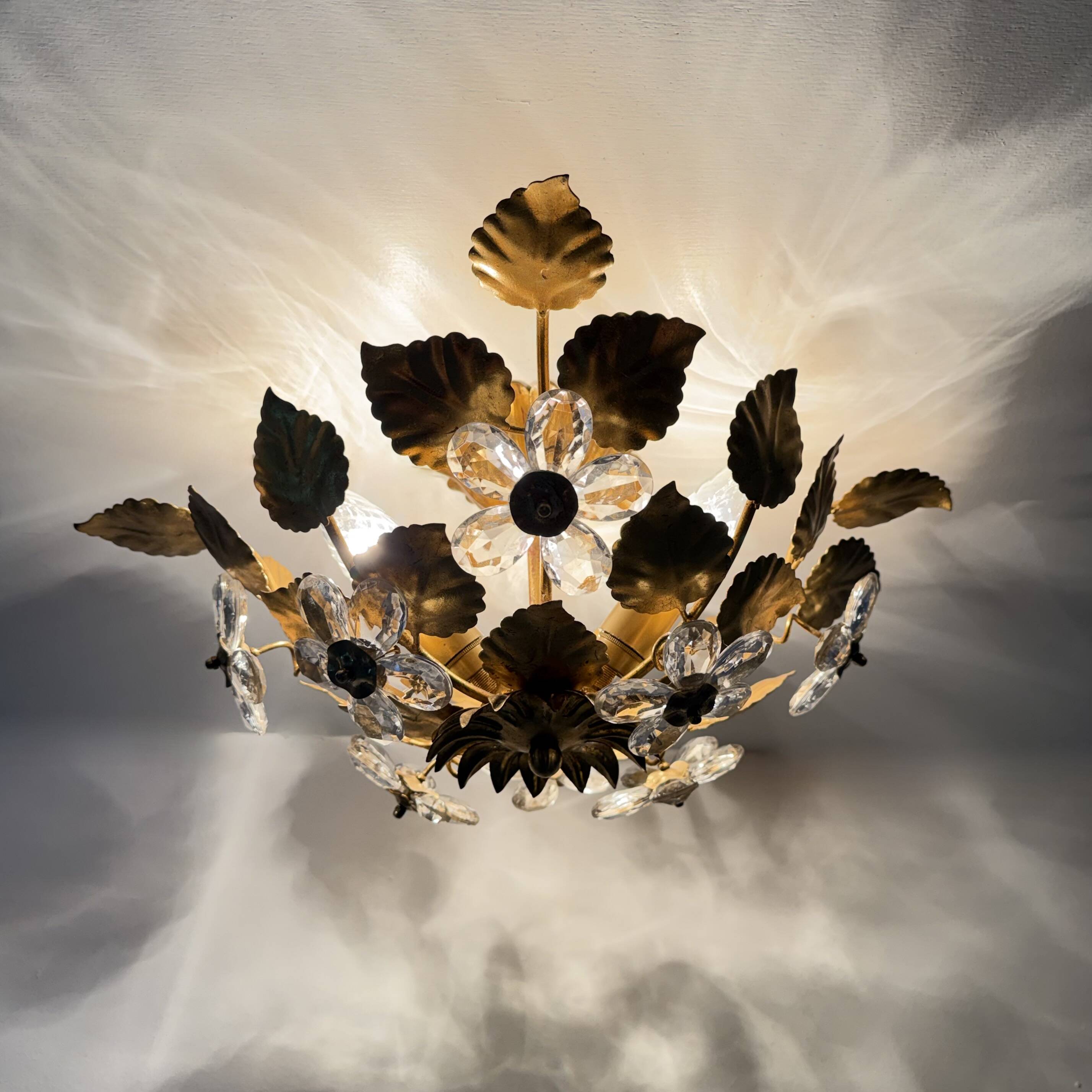 Mid-century design banci style ceiling lamp crystal flower , 1970sMid-centu