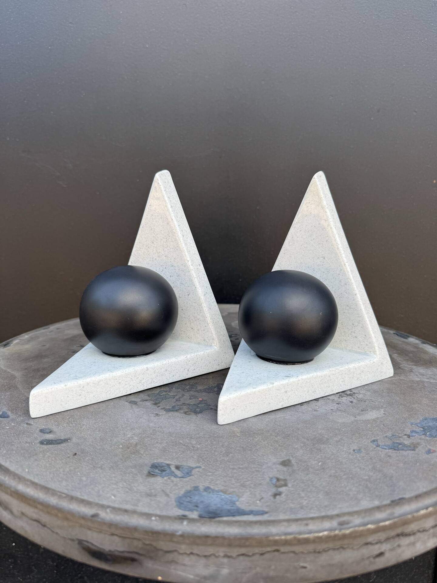 Ceramic bookends, Memphis design, 1980s.