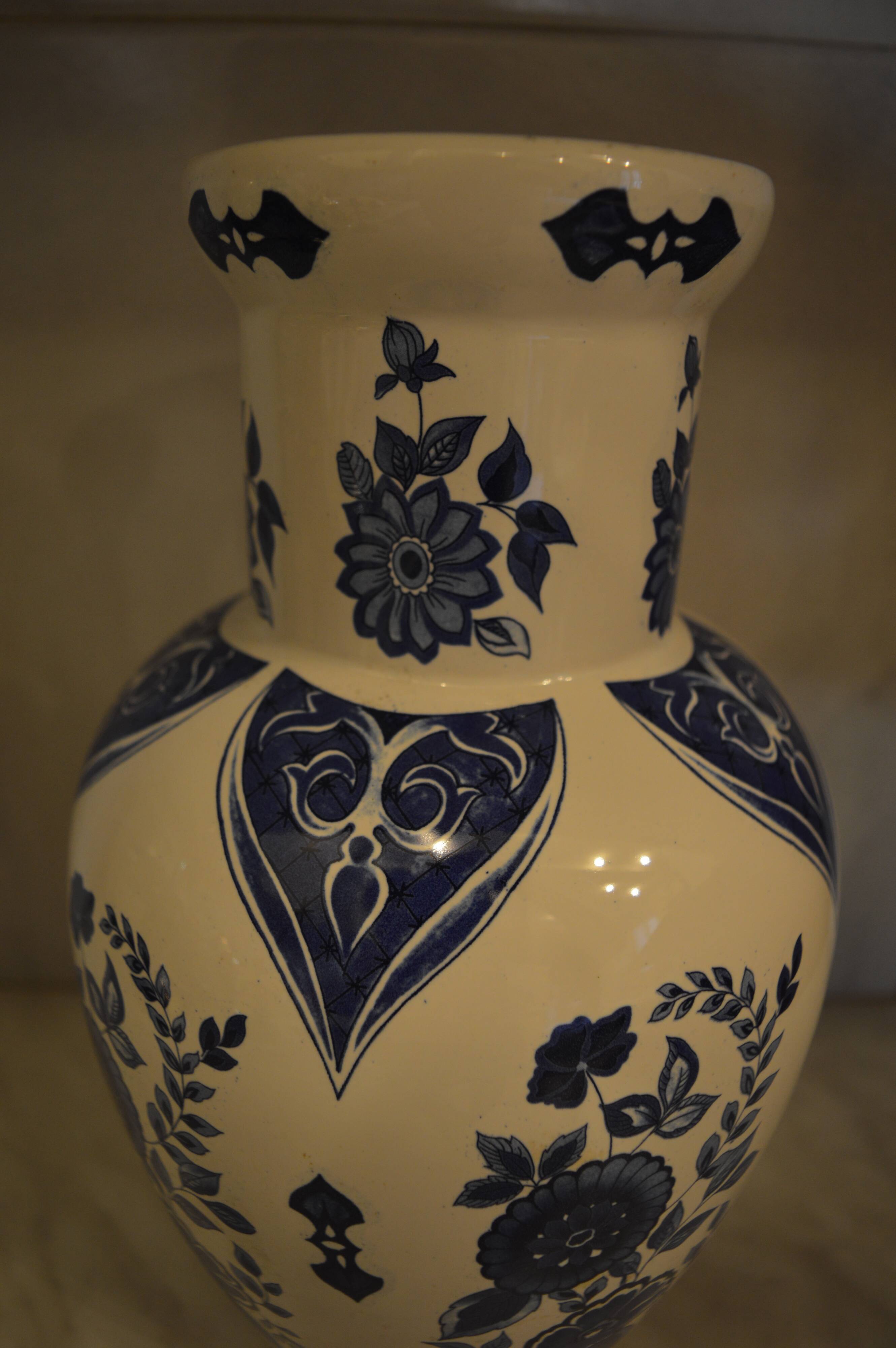 Porcelain vase floral decoration