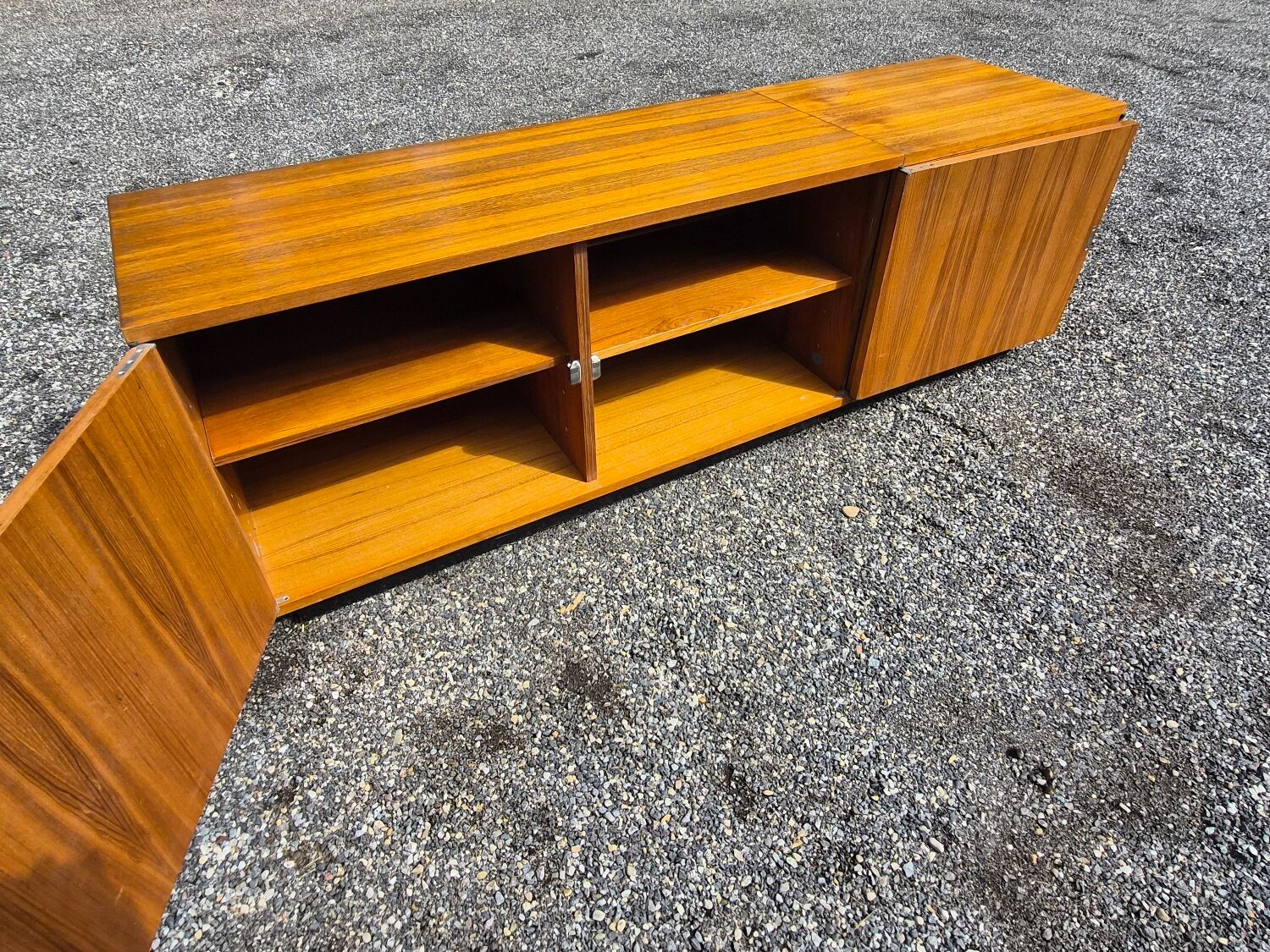 Vintage teak enfilade – Minimalist design – 1970s