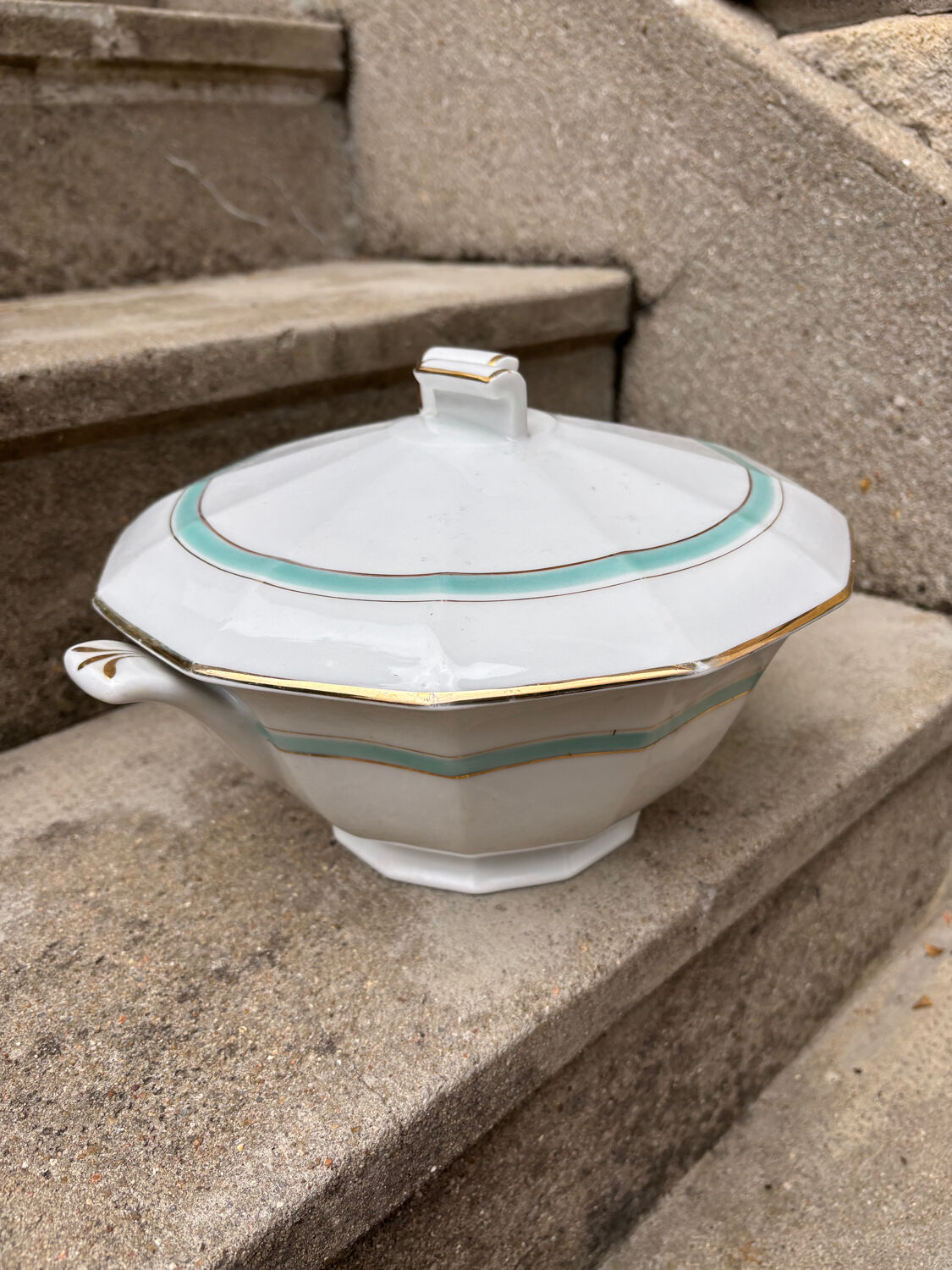 Art Deco Soup Tureen / Vegetable Dish – UML France Limoges – 1930s