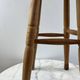 Tabouret haut en bois tourné à trois pieds