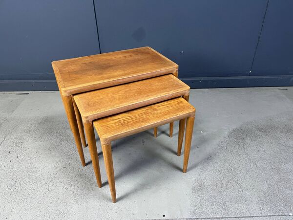 H.W. Klein. Bramin, trois tables de salle/ tables d'appoint, chêne, années 1960, Danemark