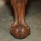 Canapé ancien George III circa 1780 sculpté à la main pieds griffe et boule