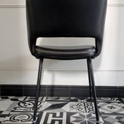 Pair of vintage 1970s armchairs/chairs in Italian Saarinen style.