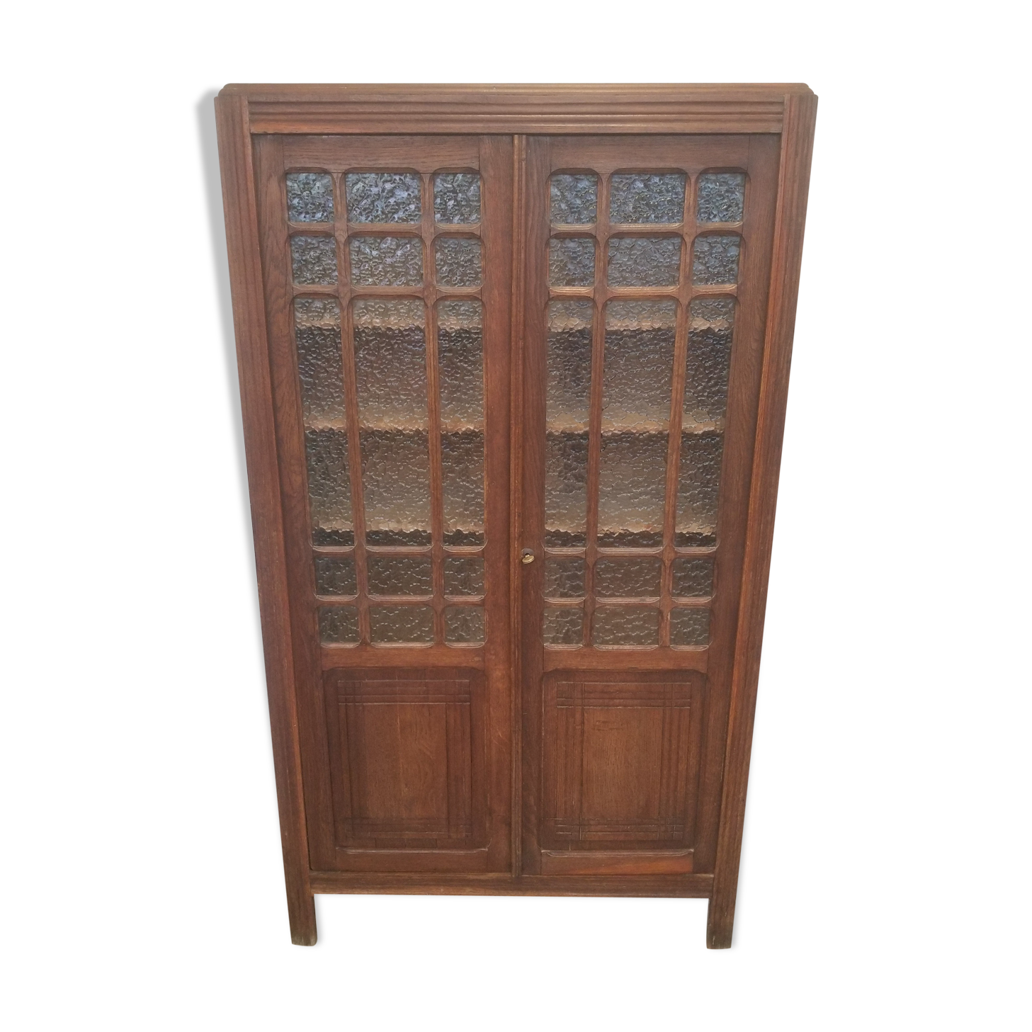 Glass cabinet