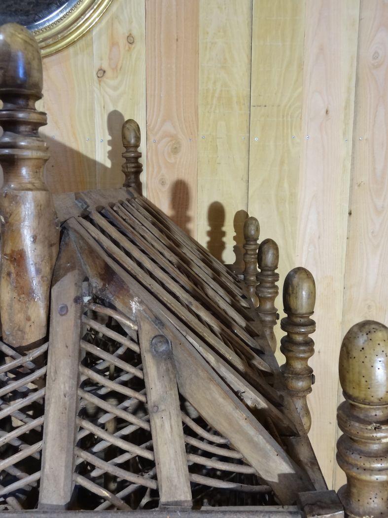 Large wooden bird cage, nineteenth century mastery work, 101 x 120 cm