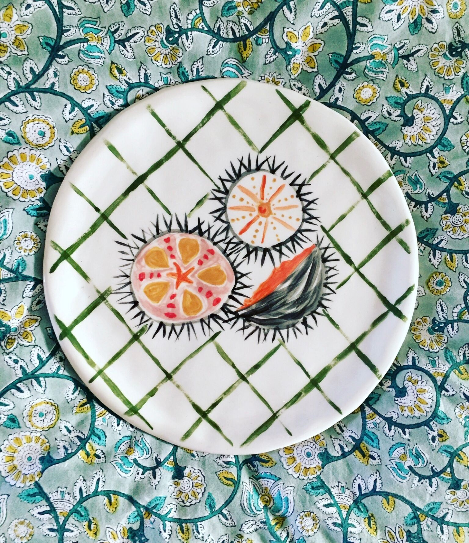 Ceramic plate sea urchins