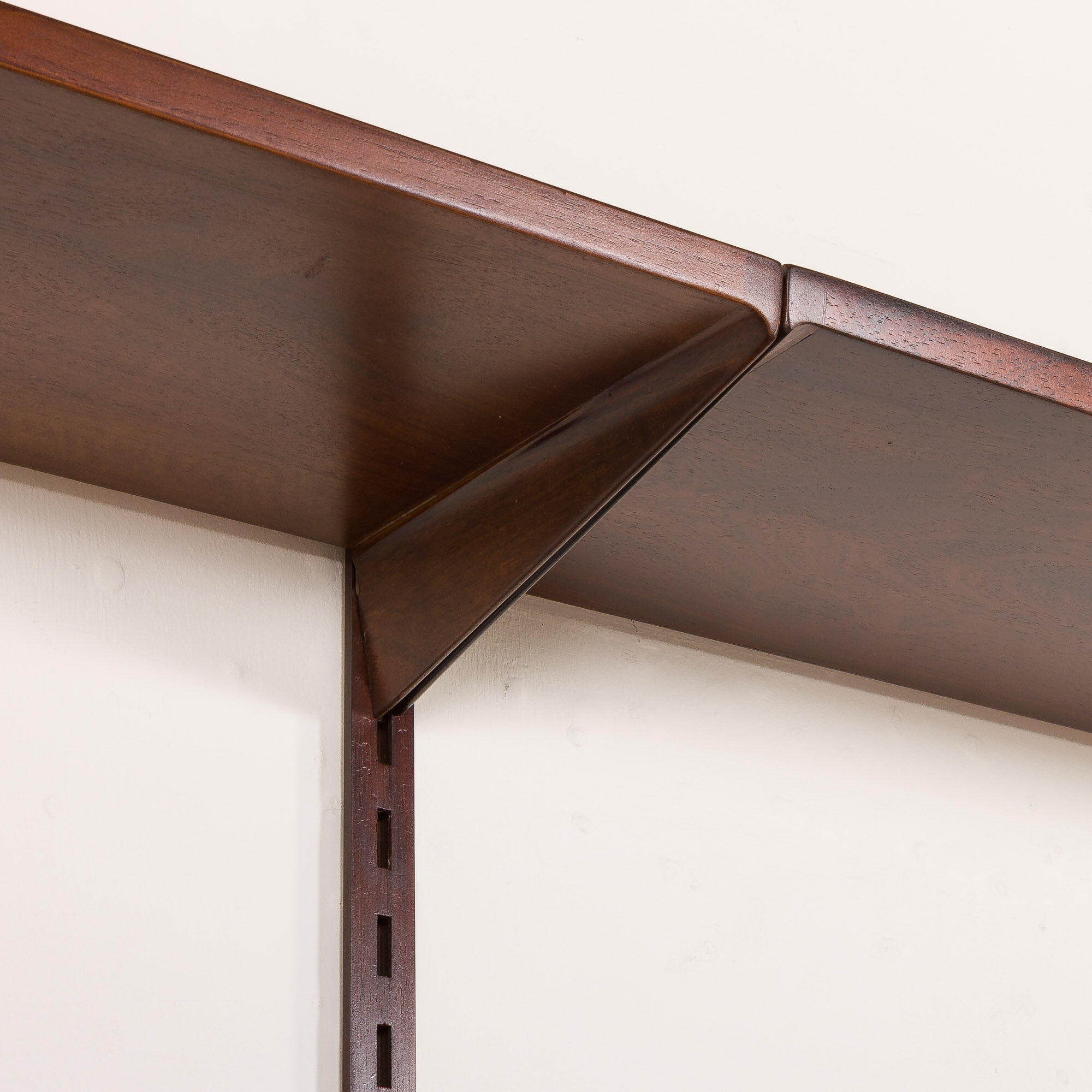 Kai Kristiansen rosewood wall unit with 2 lamps for FM Mobler, Denmark 1960s