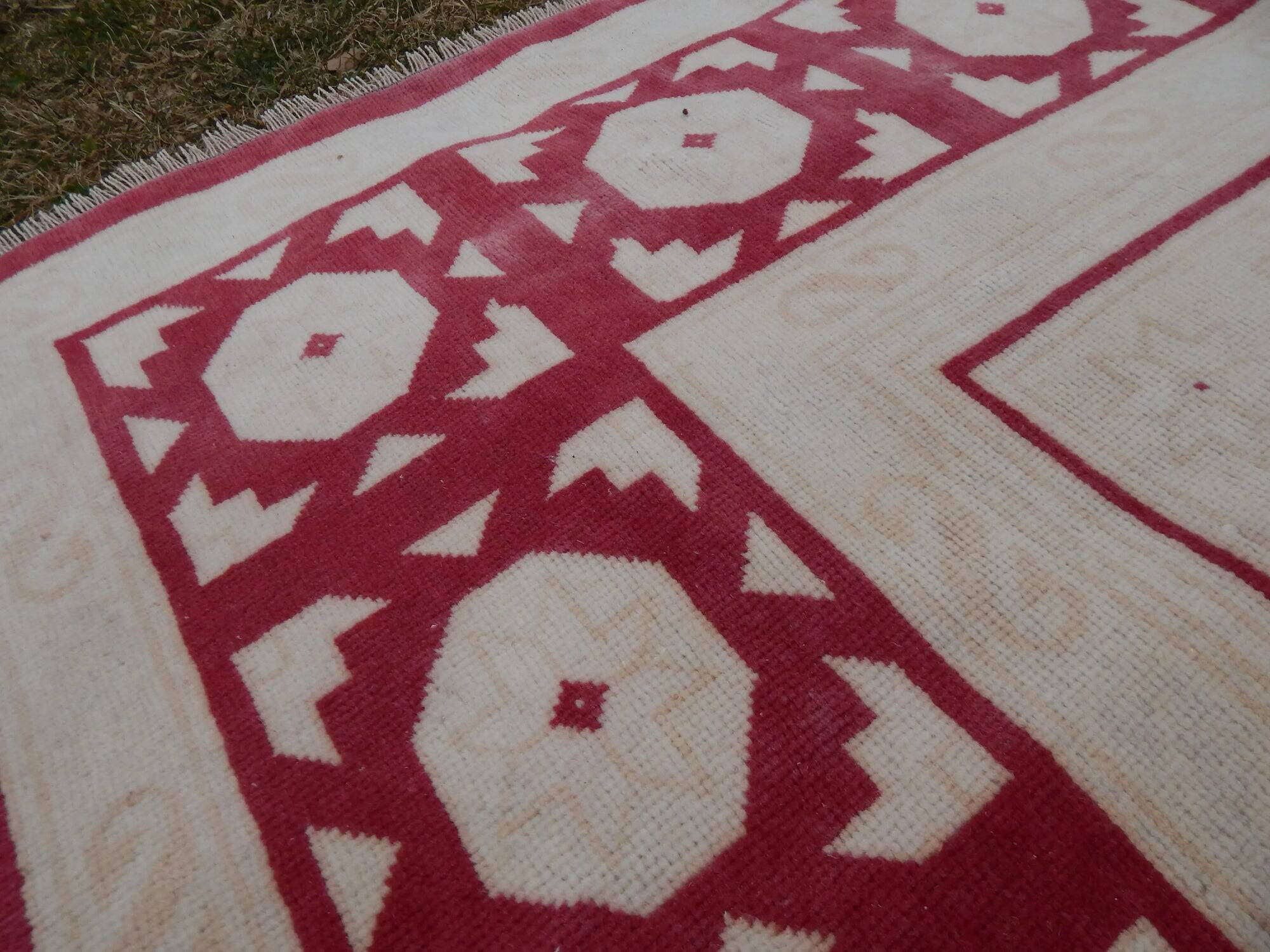 Vintage Turkish carpet handmade 189x316 cm