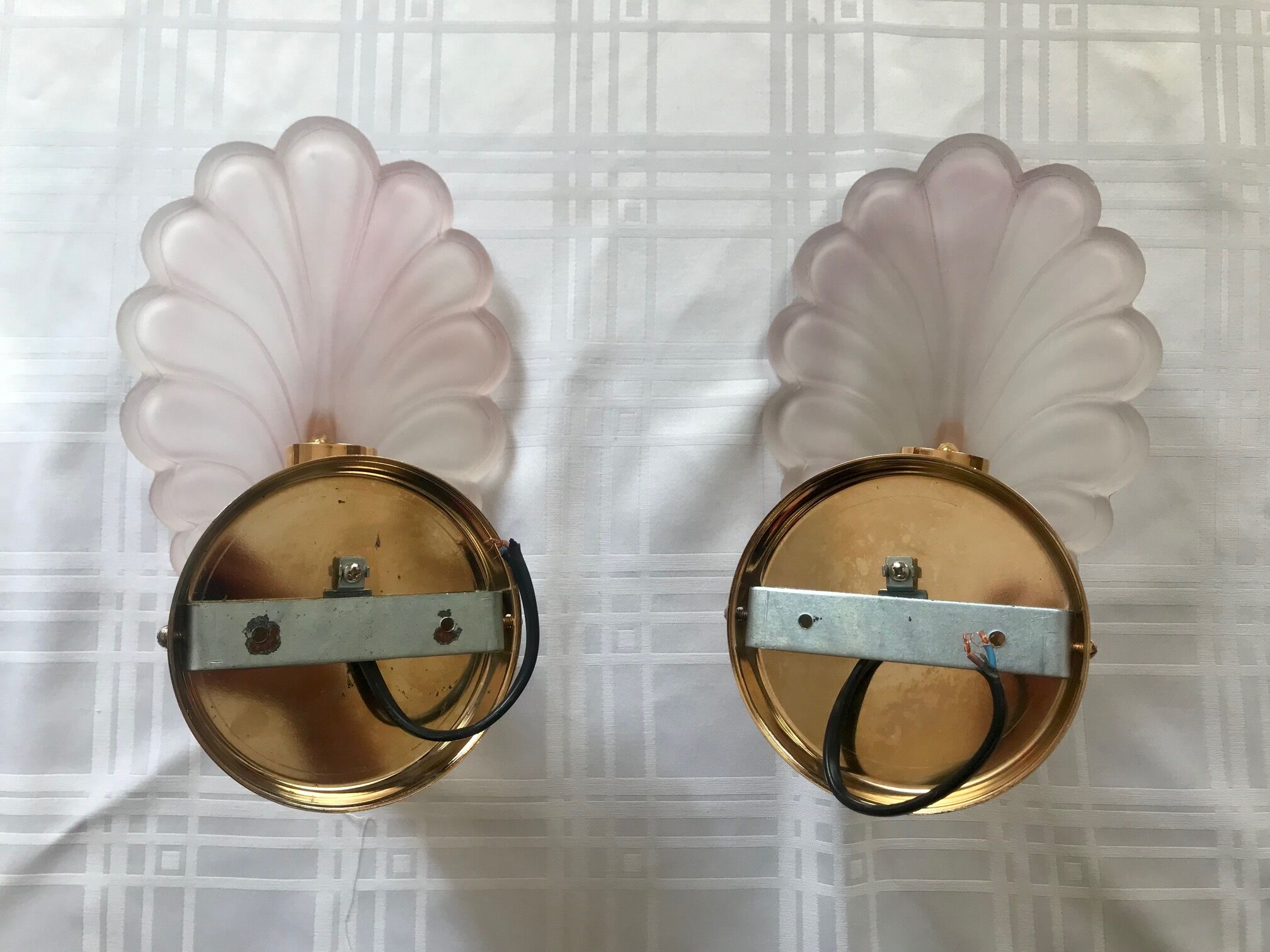 Pair of wall lamps glass sheet