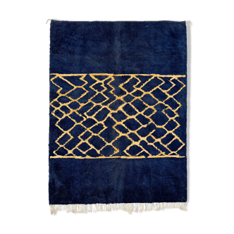 Tapis marocain moderne bleu foncé