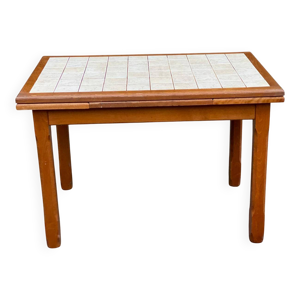 Table à manger ou cuisine style ferme bois massif et carreaux