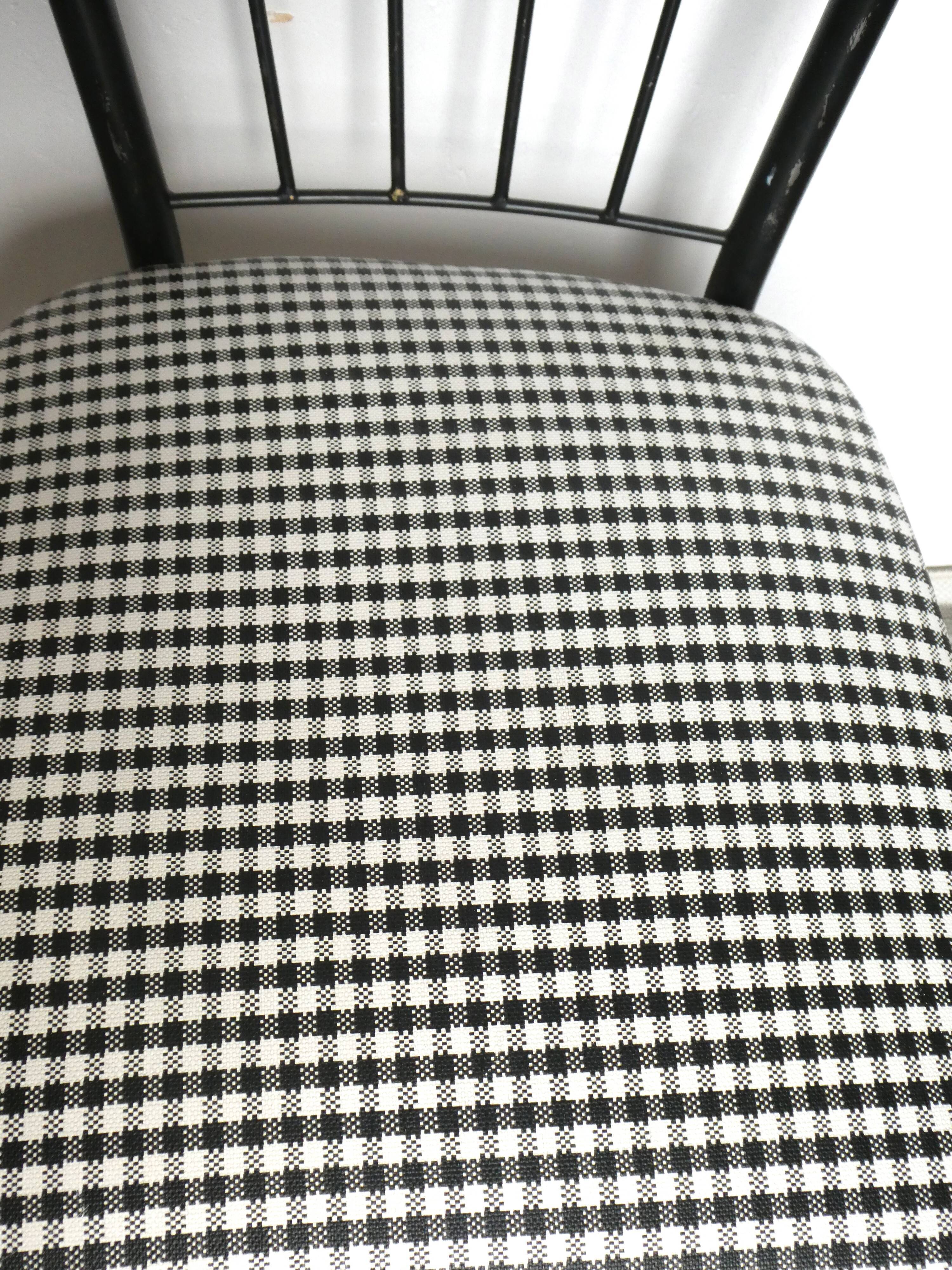 Paire de chaises Colette Gueden pied de poule années 50
