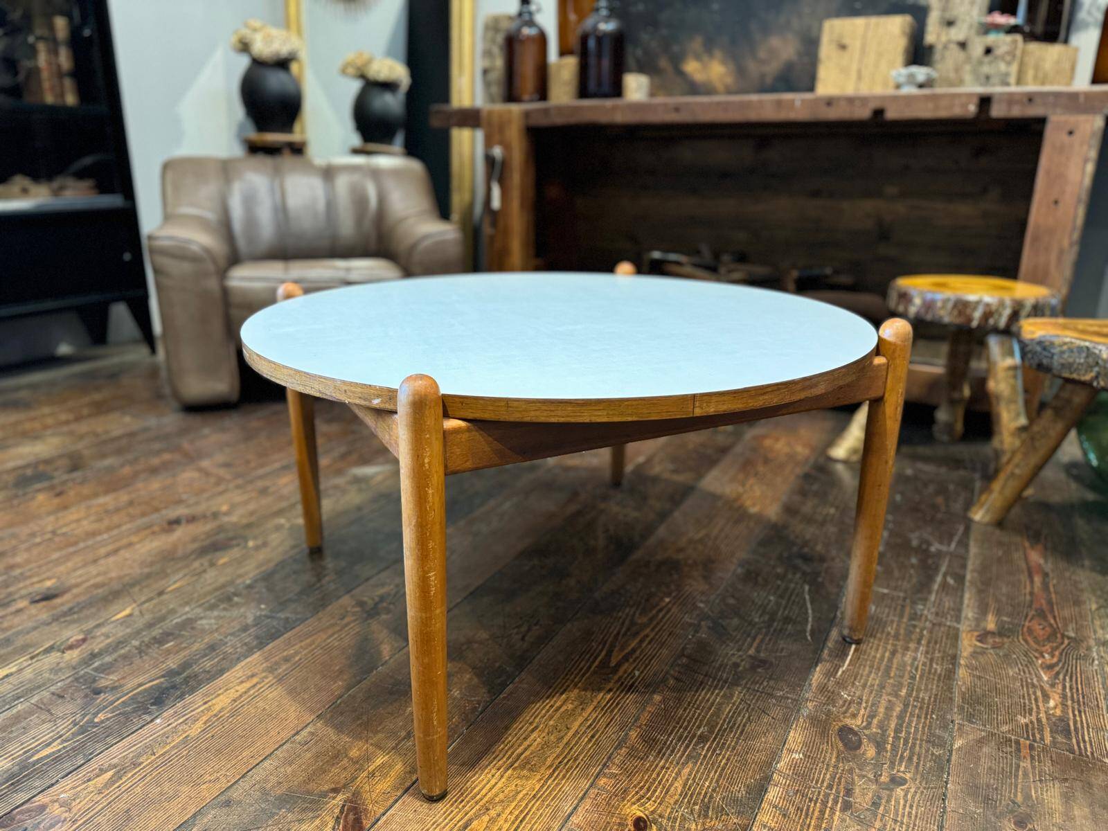 Table basse ronde vintage