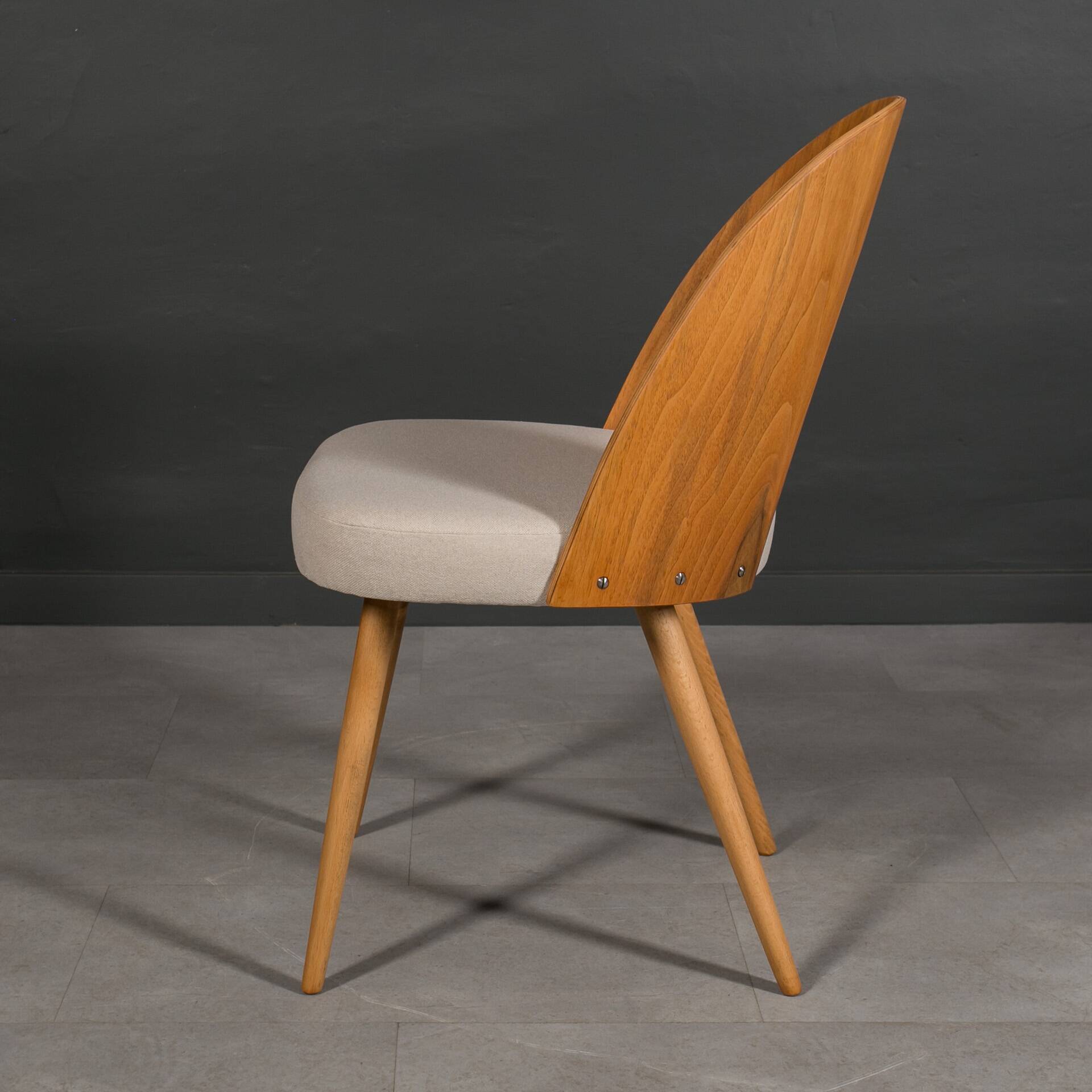 Set of 8 dining chairs by A. Šuman, 1960s