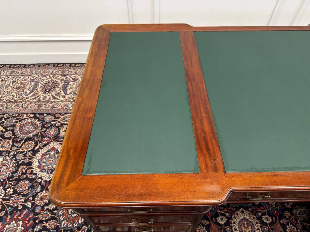 Classic English Chesterfield Partnerdesk Desk