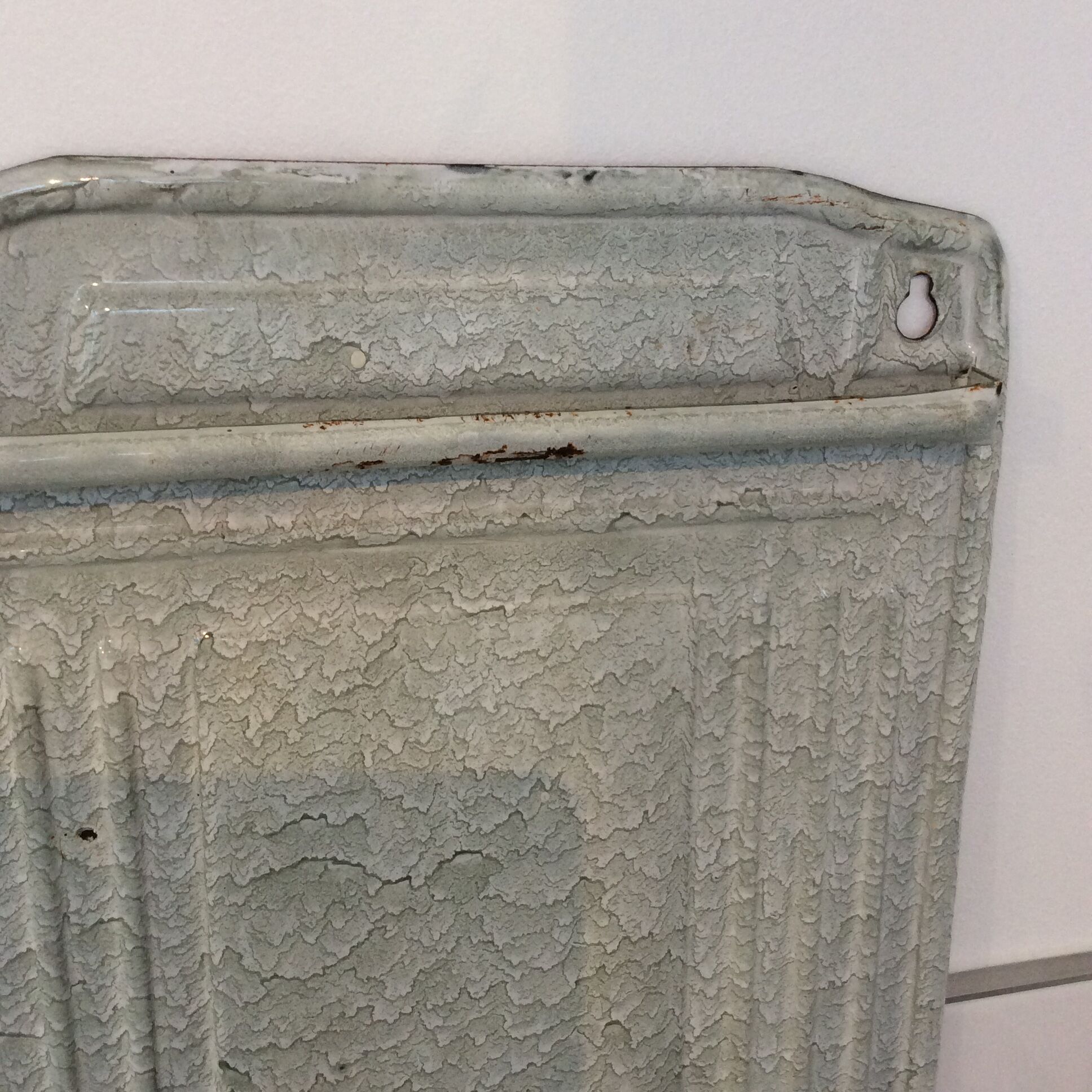 Drain door enamelled utensil