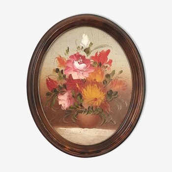 Medallion frame oil on canvas flowers