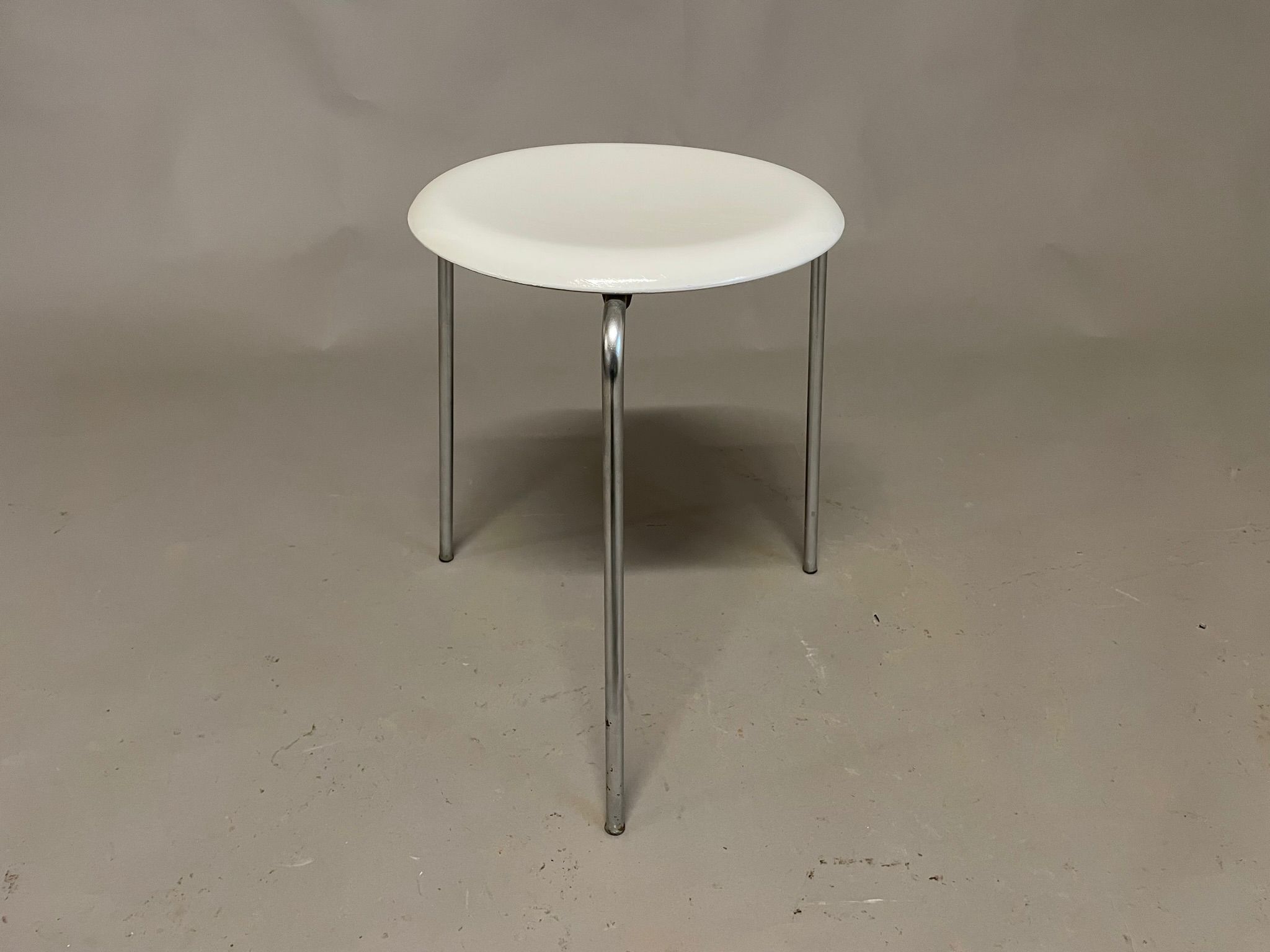 Arne Jacobsen stool